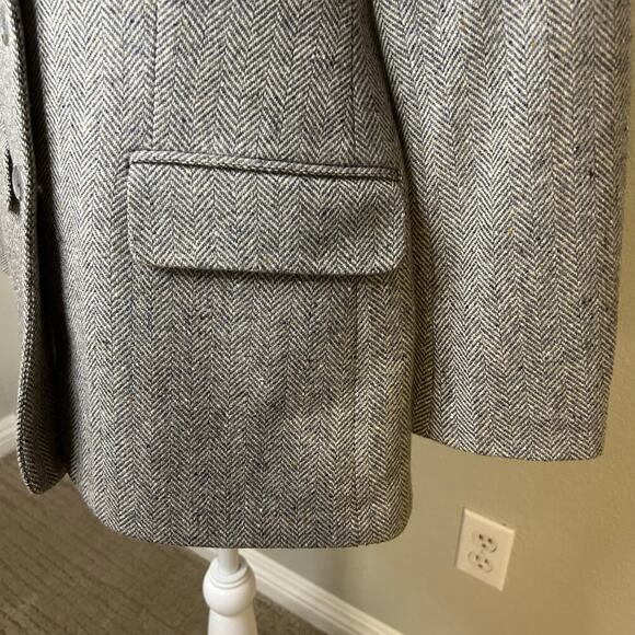 Lands End women's 100% lambswool gray herringbone 4 button lined blazer 10P - Picture 4 of 12